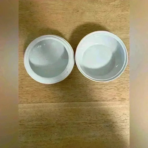 Kalocsa Hungary Porcelain Hand Painted Floral Covered Trinket Box Dish 5" - Picture 3 of 4